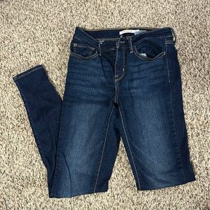 Women’s Levi’s 710 Skinny Jeans
